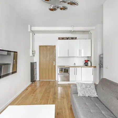 Bright And Equipped Close To Opera * Parigi